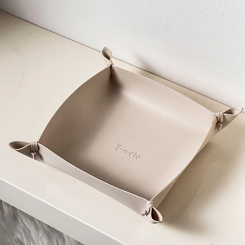 Woven leather valet tray, beige large